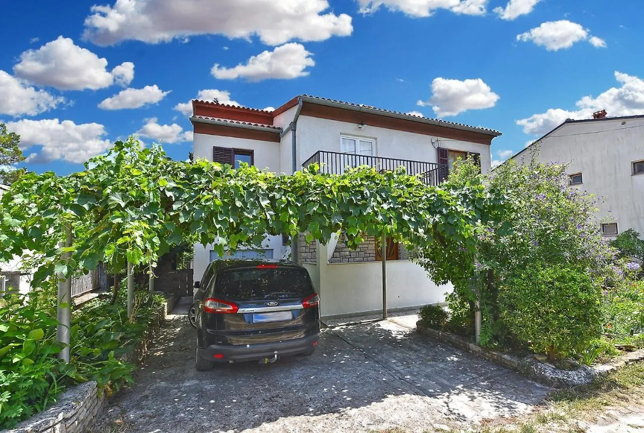 Apartments With A Parking Space Premantura, Medulin - 20685 Pula